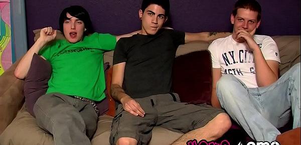  Threesome anal pounding with skinny and slutty emo twinks